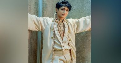 দেশের সবচেয়ে ‘সুদর্শন পুরুষ’ প্রসঙ্গে ক্ষোভ প্রকাশ করলেন অ্যাডলফ খান