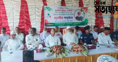 সাতক্ষীরা দেবহাটার কোমরপুর দাখিল মাদ্রাসার নতুন ভবনের ভিত্তিপ্রস্তর স্থাপন করলেন এমপি আব্দুল খালেক