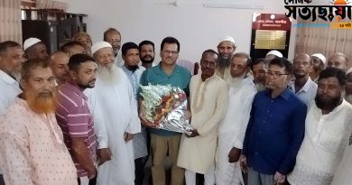 দেবহাটা-কালিগঞ্জ ভূমিহীন সংগ্রাম নতুন কমিটি গঠন জেলা পরিষদ প্রশাসকের সঙ্গে সাক্ষাৎ